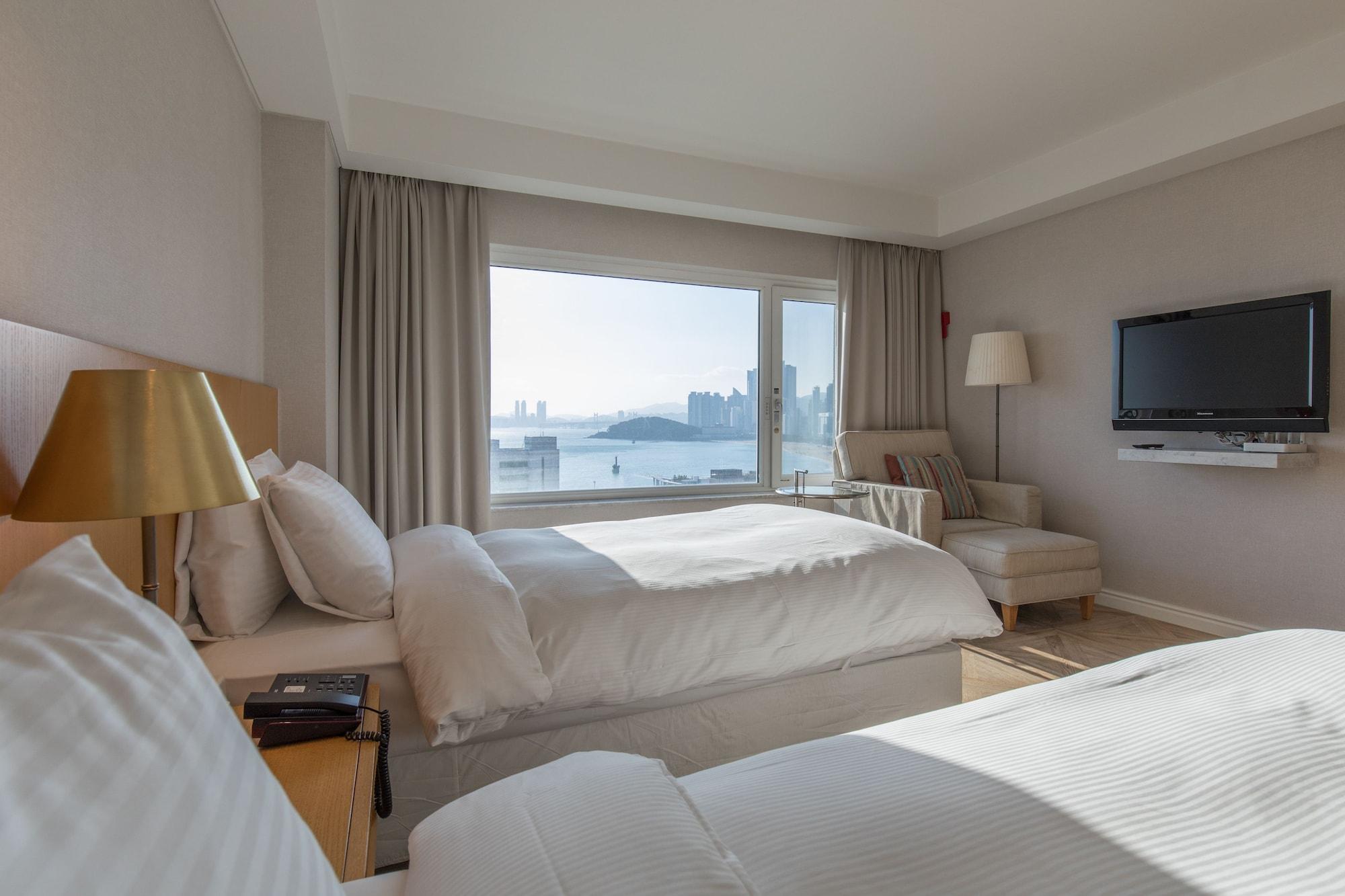 Hotel Illua Busan Exterior photo