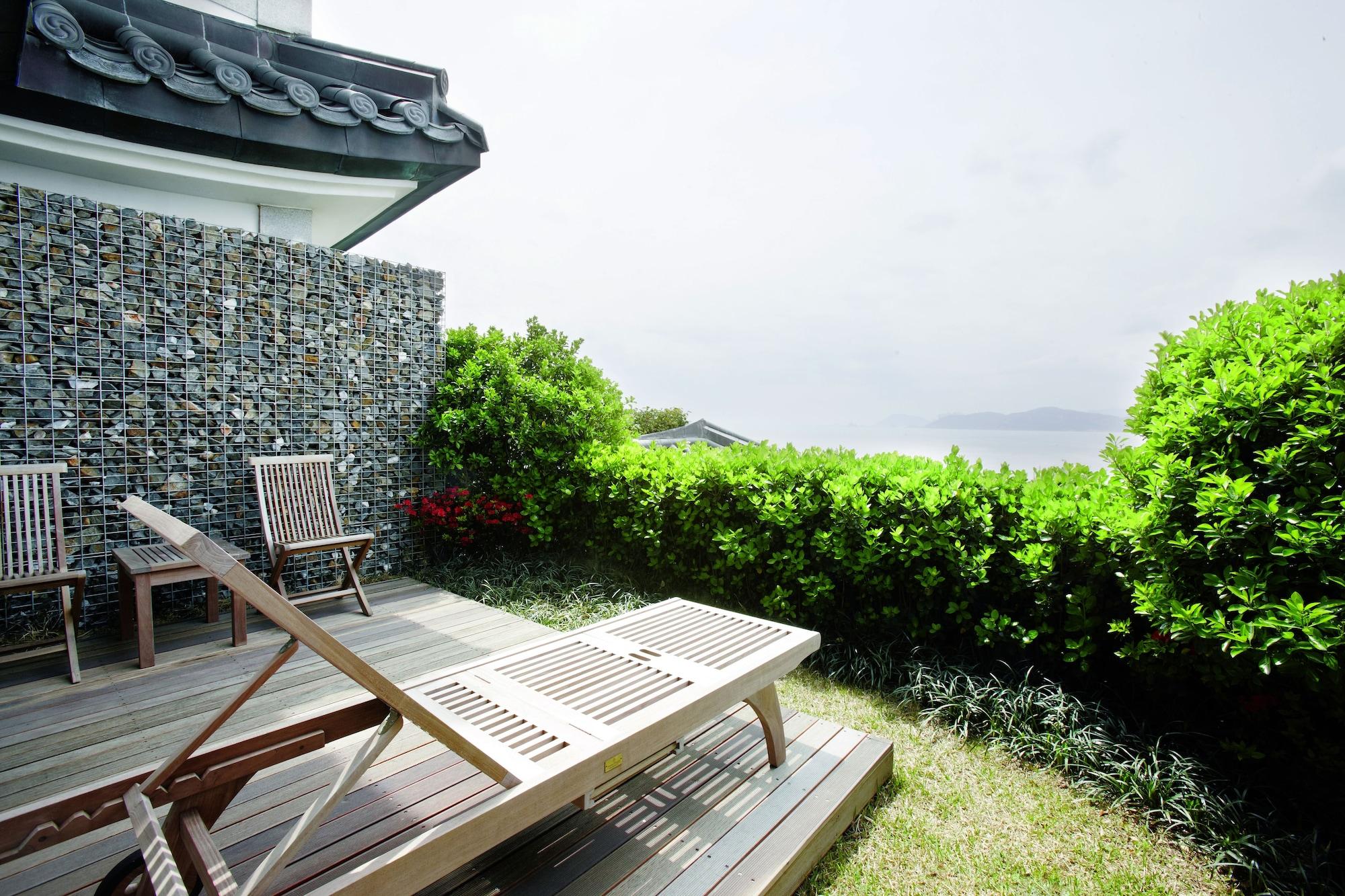 Hotel Illua Busan Exterior photo