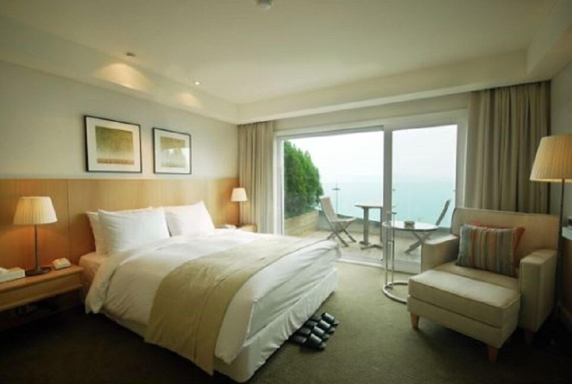 Hotel Illua Busan Exterior photo